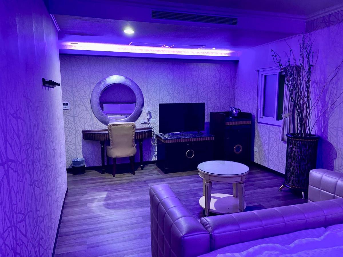 Huang Xing Motel Pingtung Exterior foto